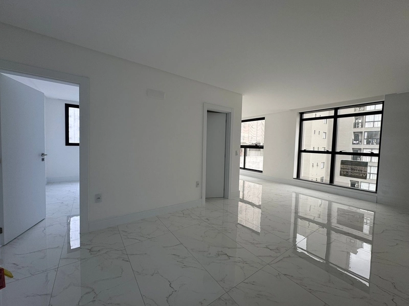 APARTAMENTO À VENDA — 150 METROS DO MAR: 19ª foto da galeria de imagens do imóvel