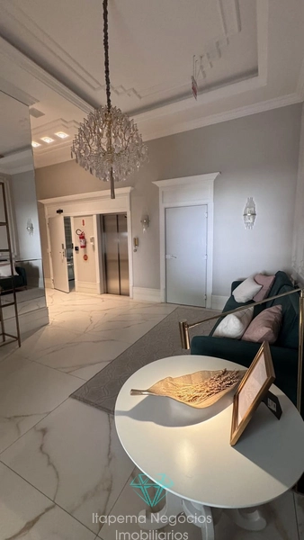 Apartamento com 4 suítes, 153 m²- Meia Praia - Itapema/SC: 1ª foto da galeria de imagens do imóvel