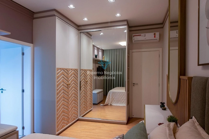 APARTAMENTO Á VENDA - MEIA PRAIA - ÓTIMA OPORTUNIDADE: 20ª foto da galeria de imagens do imóvel
