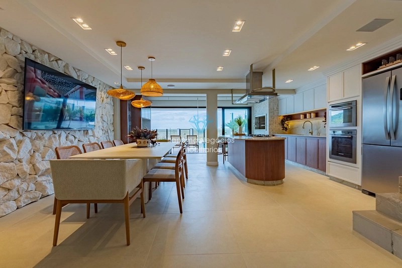 CASA BEIRA-MAR À VENDA – BOMBINHAS/SC: 33ª foto da galeria de imagens do imóvel