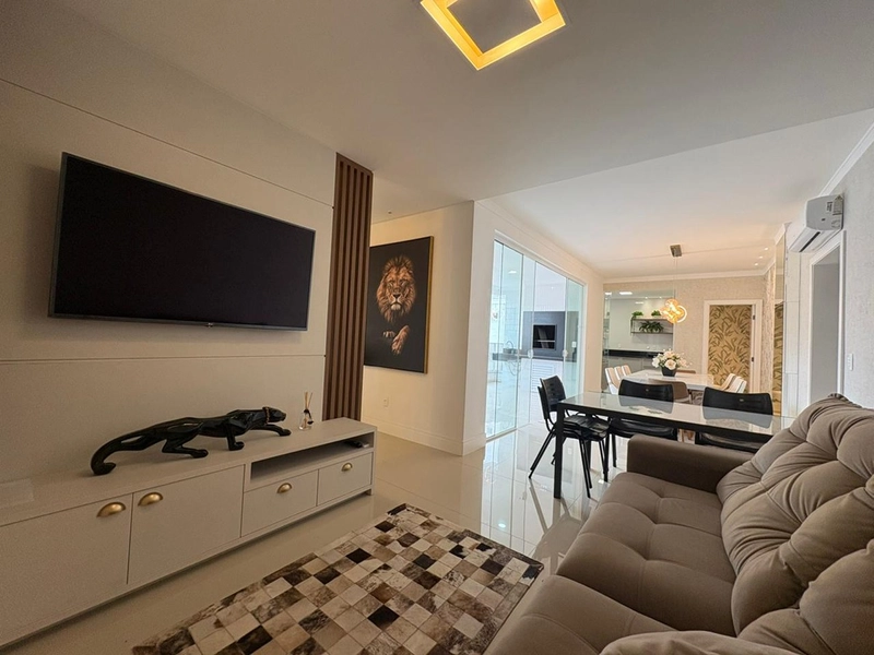 Locação de Temporada – Meia Praia | Quadra Mar: 24ª foto da galeria de imagens do imóvel