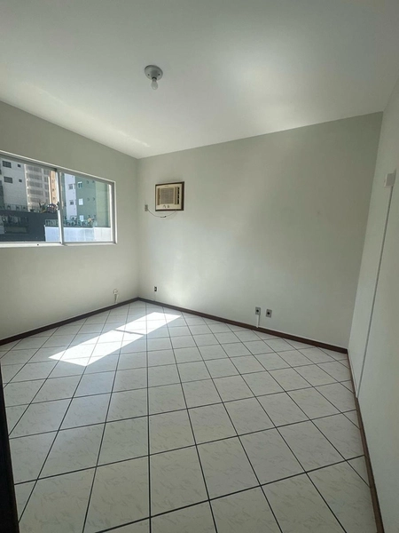 Apartamento à venda na Meia Praia – excelente localização: 9ª foto da galeria de imagens do imóvel