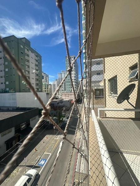 Apartamento à venda na Meia Praia – excelente localização: 3ª foto da galeria de imagens do imóvel