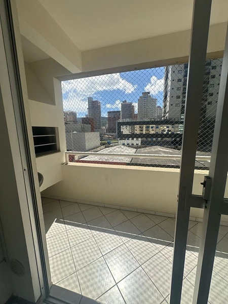 Apartamento à venda na Meia Praia – excelente localização: 2ª foto da galeria de imagens do imóvel