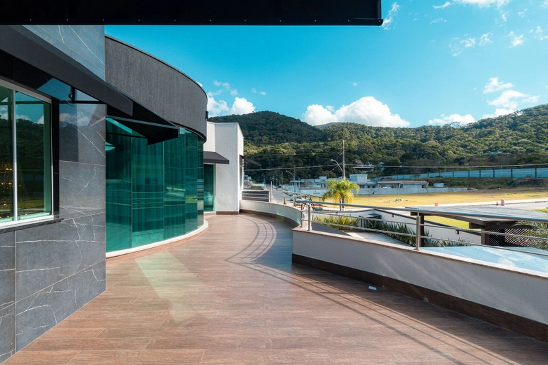 Casa de alto padrão: 5ª foto da galeria de imagens do imóvel