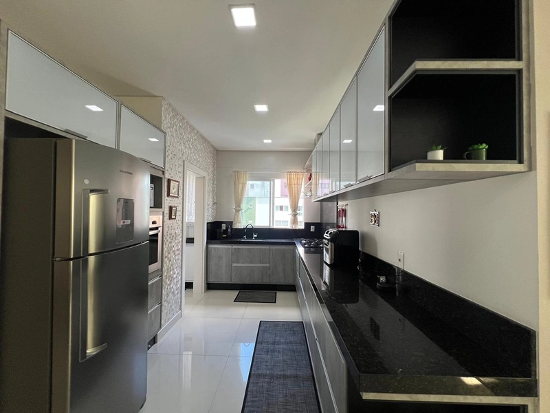 Apartamento à venda na segunda quadra do mar – 135m²: 8ª foto da galeria de imagens do imóvel
