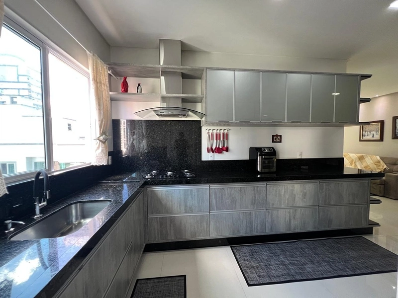 Apartamento à venda na segunda quadra do mar – 135m²: 6ª foto da galeria de imagens do imóvel