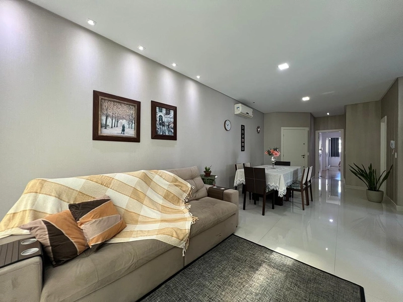 Apartamento à venda na segunda quadra do mar – 135m²: 3ª foto da galeria de imagens do imóvel