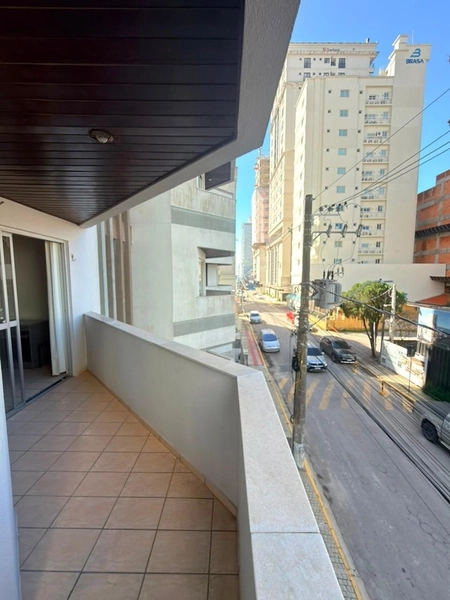 VENDA – APARTAMENTO COM 3 DORMITÓRIOS PRÓXIMO AO PÍER O PORTO: 2ª foto da galeria de imagens do imóvel