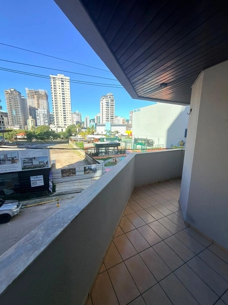 VENDA – APARTAMENTO COM 3 DORMITÓRIOS PRÓXIMO AO PÍER O PORTO: 3ª foto da galeria de imagens do imóvel