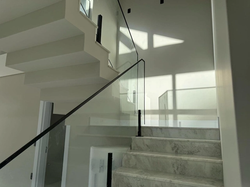 Casa de Alto Padrão para Aluguel em Condomínio Fechado -  Itapema, SC: 6ª foto da galeria de imagens do imóvel