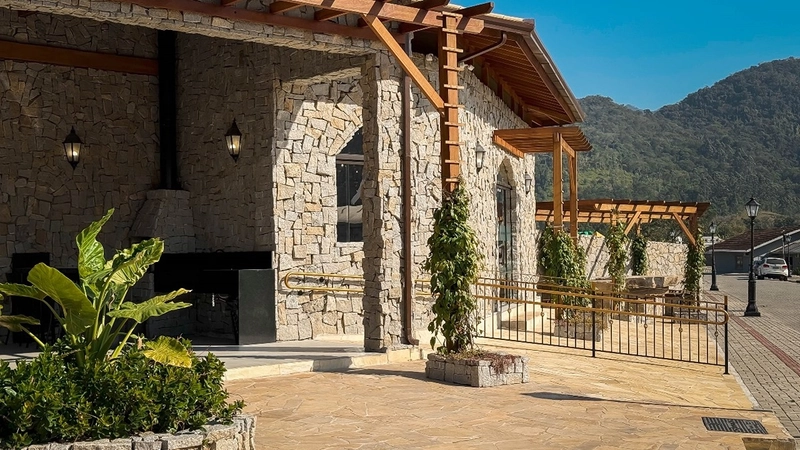 Casa de Alto Padrão para Aluguel em Condomínio Fechado -  Itapema, SC: 35ª foto da galeria de imagens do imóvel