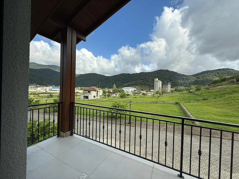 Casa de Alto Padrão para Aluguel em Condomínio Fechado -  Itapema, SC: 7ª foto da galeria de imagens do imóvel
