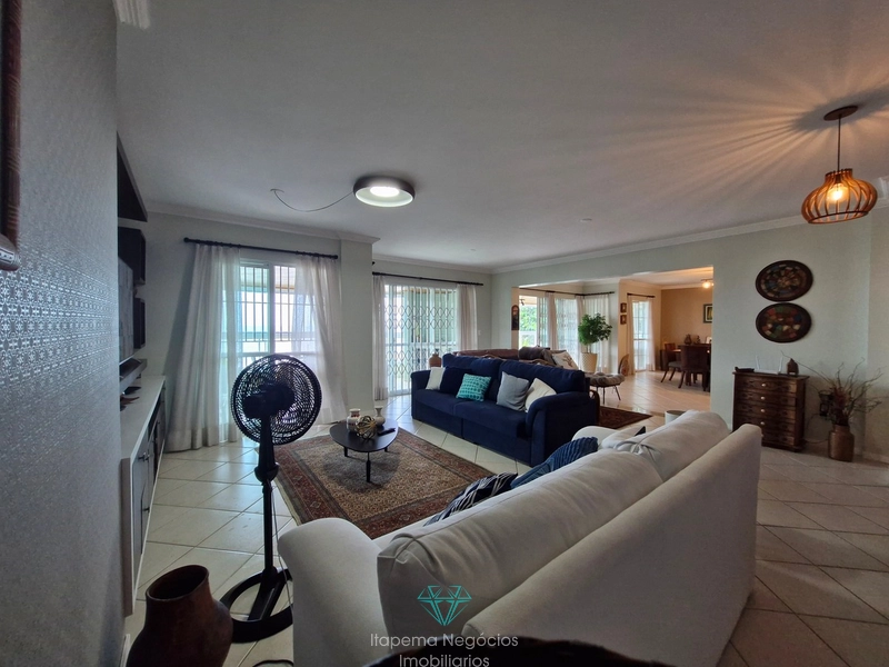 Apartamento Frente Mar em Itapema: 15ª foto da galeria de imagens do imóvel