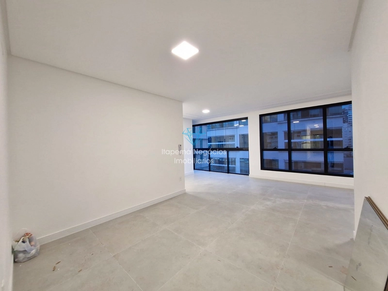 Apartamento em Meia Praia com área de lazer completa.: 6ª foto da galeria de imagens do imóvel
