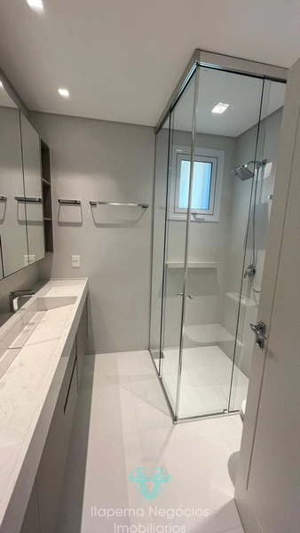 Apartamentos com 4 dormitórios em Balneário Camboriú: 19ª foto da galeria de imagens do imóvel