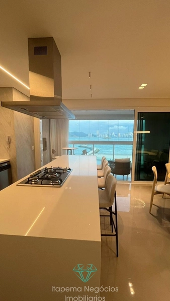 Apartamentos com 4 dormitórios em Balneário Camboriú: 4ª foto da galeria de imagens do imóvel