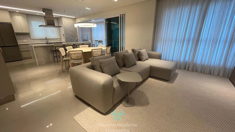 Apartamentos com 4 dormitórios em Balneário Camboriú: 1ª foto da galeria de imagens do imóvel