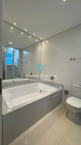 APARTAMENTO À VENDA – MEIA PRAIA | QUADRA MAR: 30ª foto da galeria de imagens do imóvel