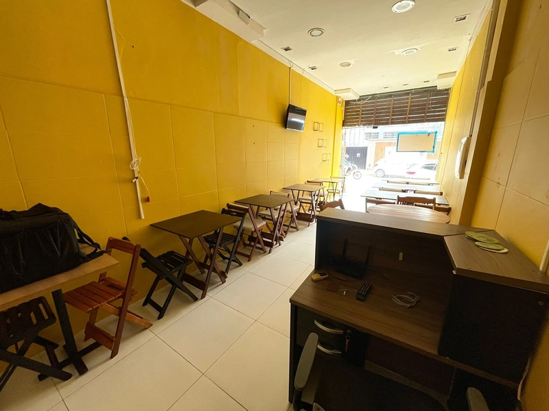 LOCAÇÃO DE SALA COMERCIAL – MEIA PRAIA | 2ª QUADRA: 2ª foto da galeria de imagens do imóvel