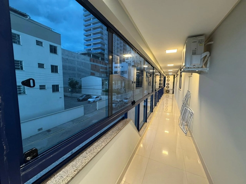 LOCAÇÃO DE TEMPORADA – FRENTE MAR: 2ª foto da galeria de imagens do imóvel