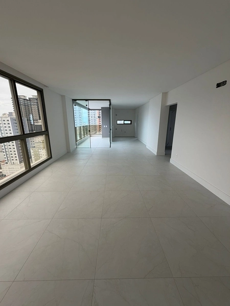 Apartamento à Venda – 135m² | Terceira Quadra Mar | Meia Praia – Itapema/SC: 11ª foto da galeria de imagens do imóvel