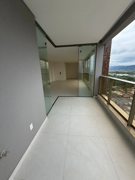 Apartamento à Venda – 135m² | Terceira Quadra Mar | Meia Praia – Itapema/SC: 3ª foto da galeria de imagens do imóvel