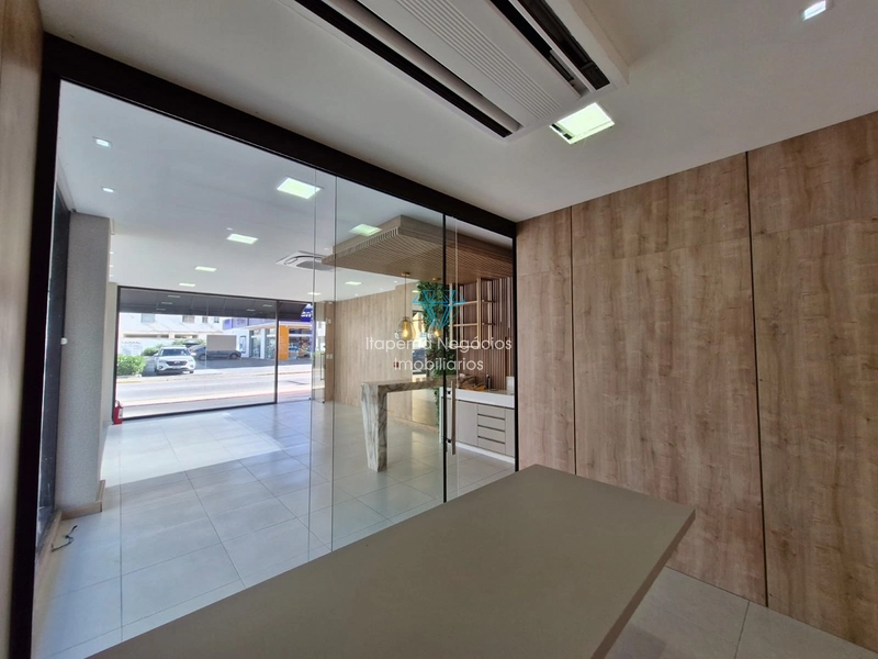 Sala comercial para locação em Meia Praia. : 5ª foto da galeria de imagens do imóvel