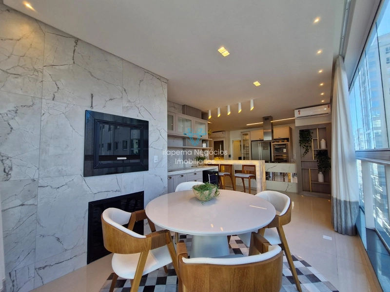 APARTAMENTO À VENDA – MEIA PRAIA | QUADRA MAR: 36ª foto da galeria de imagens do imóvel