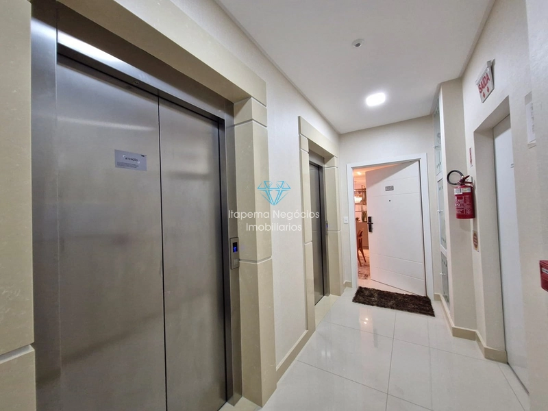 APARTAMENTO À VENDA – MEIA PRAIA | QUADRA MAR: 18ª foto da galeria de imagens do imóvel