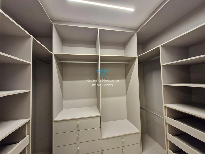 APARTAMENTO À VENDA – MEIA PRAIA | QUADRA MAR: 48ª foto da galeria de imagens do imóvel