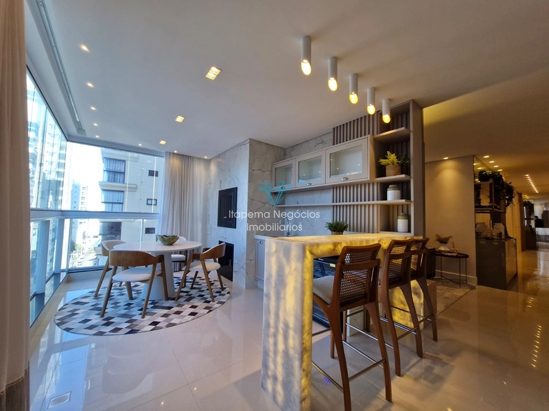 APARTAMENTO À VENDA – MEIA PRAIA | QUADRA MAR: 29ª foto da galeria de imagens do imóvel