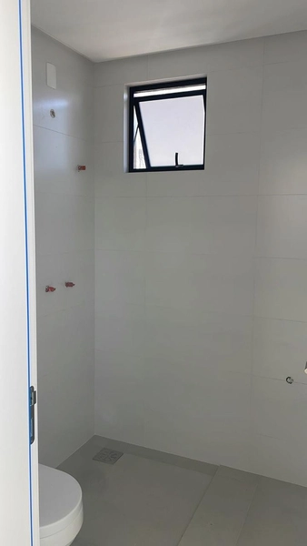 localizado na Meia Praia em Itapema. 3 suítes 2 vagas.: 24ª foto da galeria de imagens do imóvel