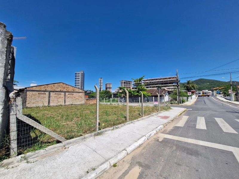 Terreno à venda no bairro Perequê, em Porto Belo: 7ª foto da galeria de imagens do imóvel