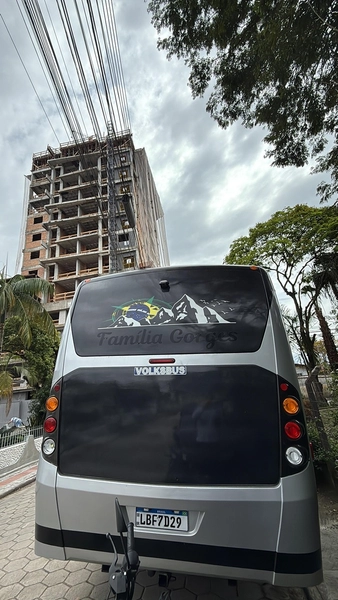 MOTORHOME COMPLETO – CONFORTO, TECNOLOGIA E AUTONOMIA TOTAL: 4ª foto da galeria de imagens do imóvel