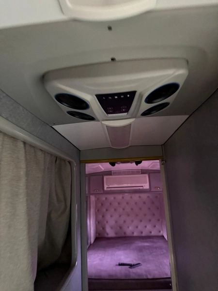 MOTORHOME COMPLETO – CONFORTO, TECNOLOGIA E AUTONOMIA TOTAL: 11ª foto da galeria de imagens do imóvel