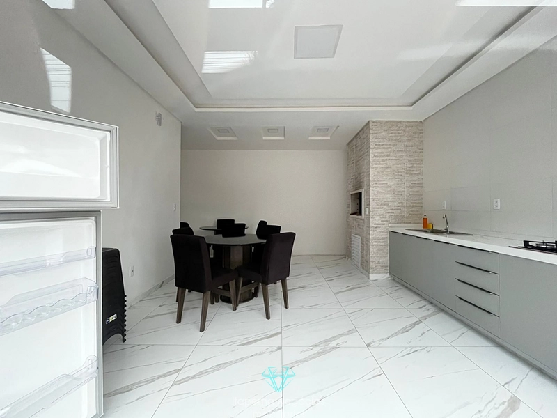 Apartamento mobiliado e equipado, 3 quartos, 1 suíte, a 400m do mar.: 12ª foto da galeria de imagens do imóvel