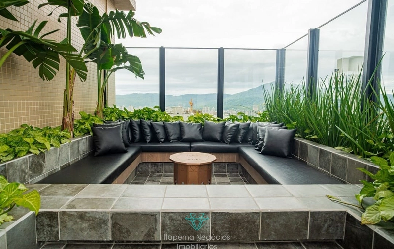 Apartamento 4 Suítes 3 Vagas - quadra Mar.: 7ª foto da galeria de imagens do imóvel