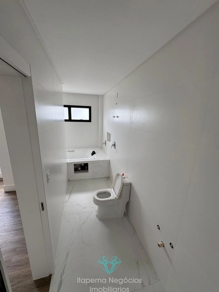 Apartamento 4 Suítes 3 Vagas - quadra Mar.: 45ª foto da galeria de imagens do imóvel