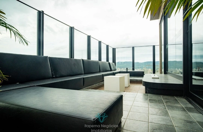 Apartamento 4 Suítes 3 Vagas - quadra Mar.: 10ª foto da galeria de imagens do imóvel