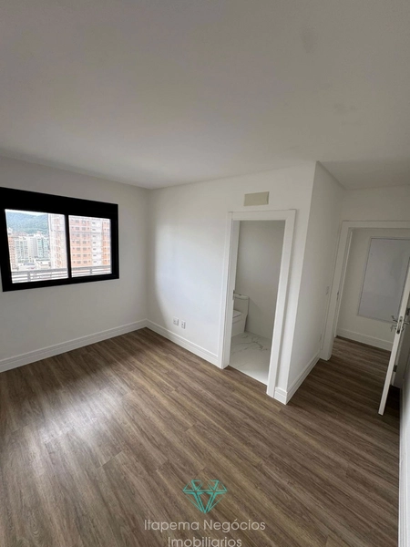 Apartamento 4 Suítes 3 Vagas - quadra Mar.: 37ª foto da galeria de imagens do imóvel