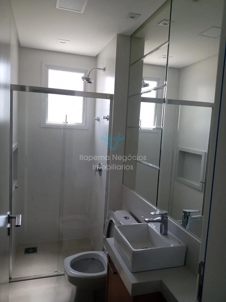 IMÓVEL EXCLUSIVO NA QUADRA DO MAR EM MEIA PRAIA: 13ª foto da galeria de imagens do imóvel