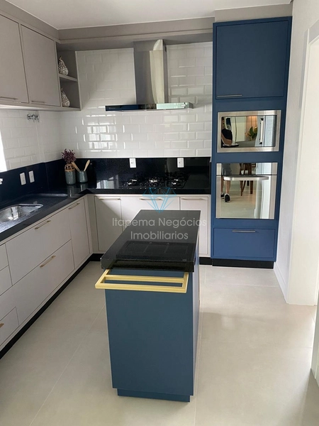 IMÓVEL EXCLUSIVO NA QUADRA DO MAR EM MEIA PRAIA: 10ª foto da galeria de imagens do imóvel