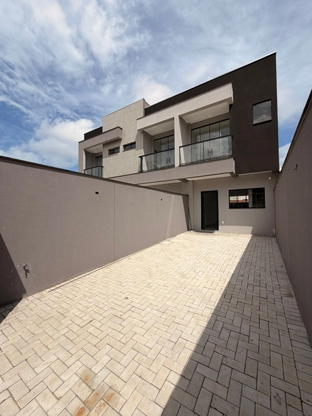 Sobrado à Venda em Morretes – Itapema/SC: 2ª foto da galeria de imagens do imóvel