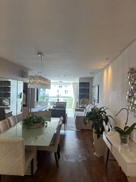 Apartamento à Venda – Alto Padrão: 6ª foto da galeria de imagens do imóvel