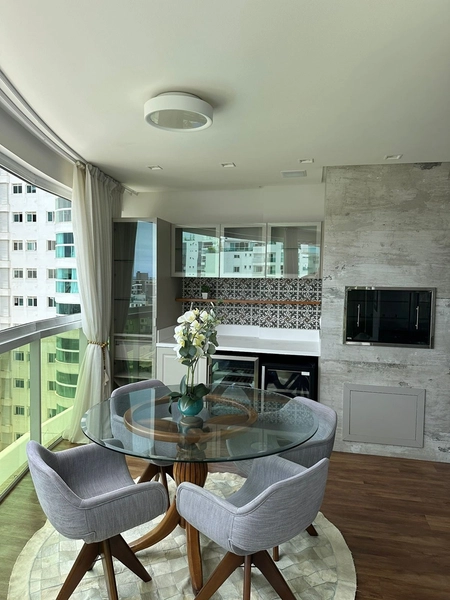 Apartamento à Venda – Alto Padrão: 8ª foto da galeria de imagens do imóvel