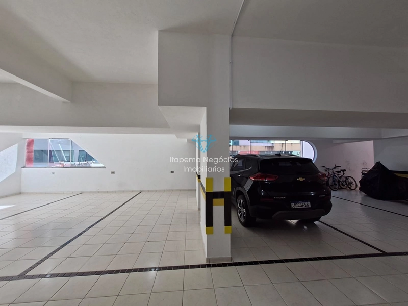 Apartamento com 3 Quartos à venda, 115m² - Meia Praia: 37ª foto da galeria de imagens do imóvel