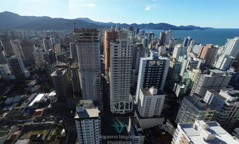 Apartamento bem localizado com 04 Suítes - 03 Vagas de Garagem: 11ª foto da galeria de imagens do imóvel