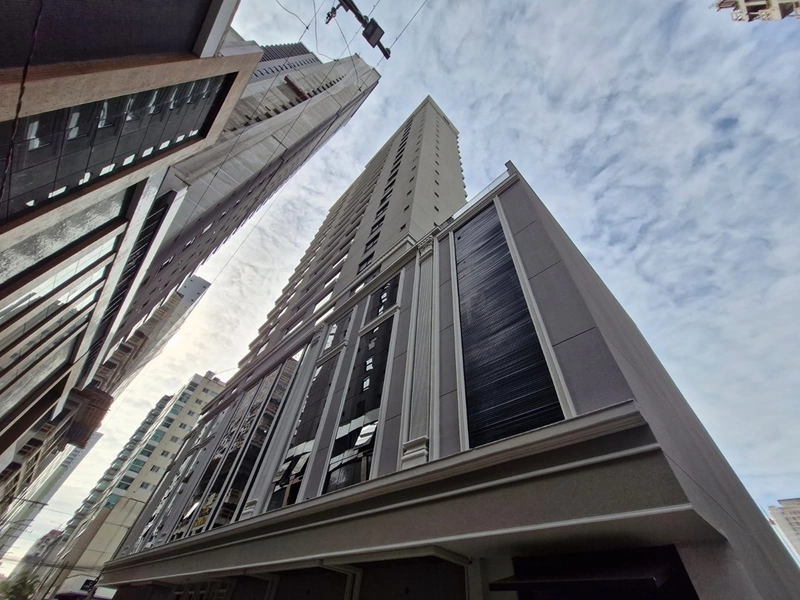 VENDA DE APARTAMENTO – 3 SUÍTES | 135 M² | FRENTE PARA A SEGUNDA AVENIDA | MEIA PRAIA – ITAPEMA/SC: 2ª foto da galeria de imagens do imóvel