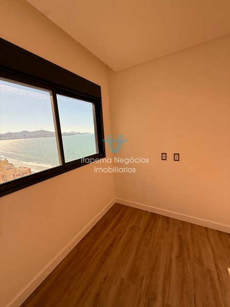 Apartamento à Venda – Meia Praia | Quadra Mar: 12ª foto da galeria de imagens do imóvel